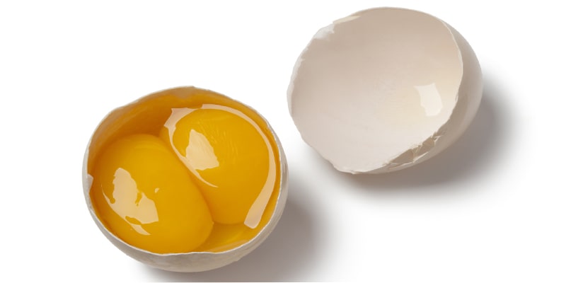 مزیتهای مصرف تخم مرغ دو زرده