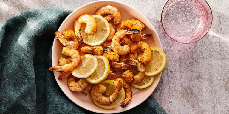طرز تهیه میگو پفکی با سبزیجات و سس لیمو ترش